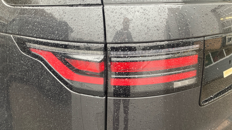 Land Rover Discovery 3.0 D350 Dynamic SE 5dr Auto Diesel Station Wagon